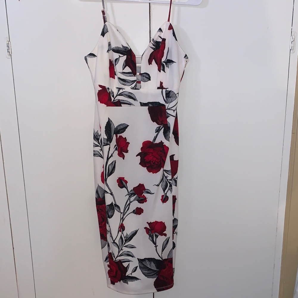 Haute Monde Red and Black Floral Midi Dress